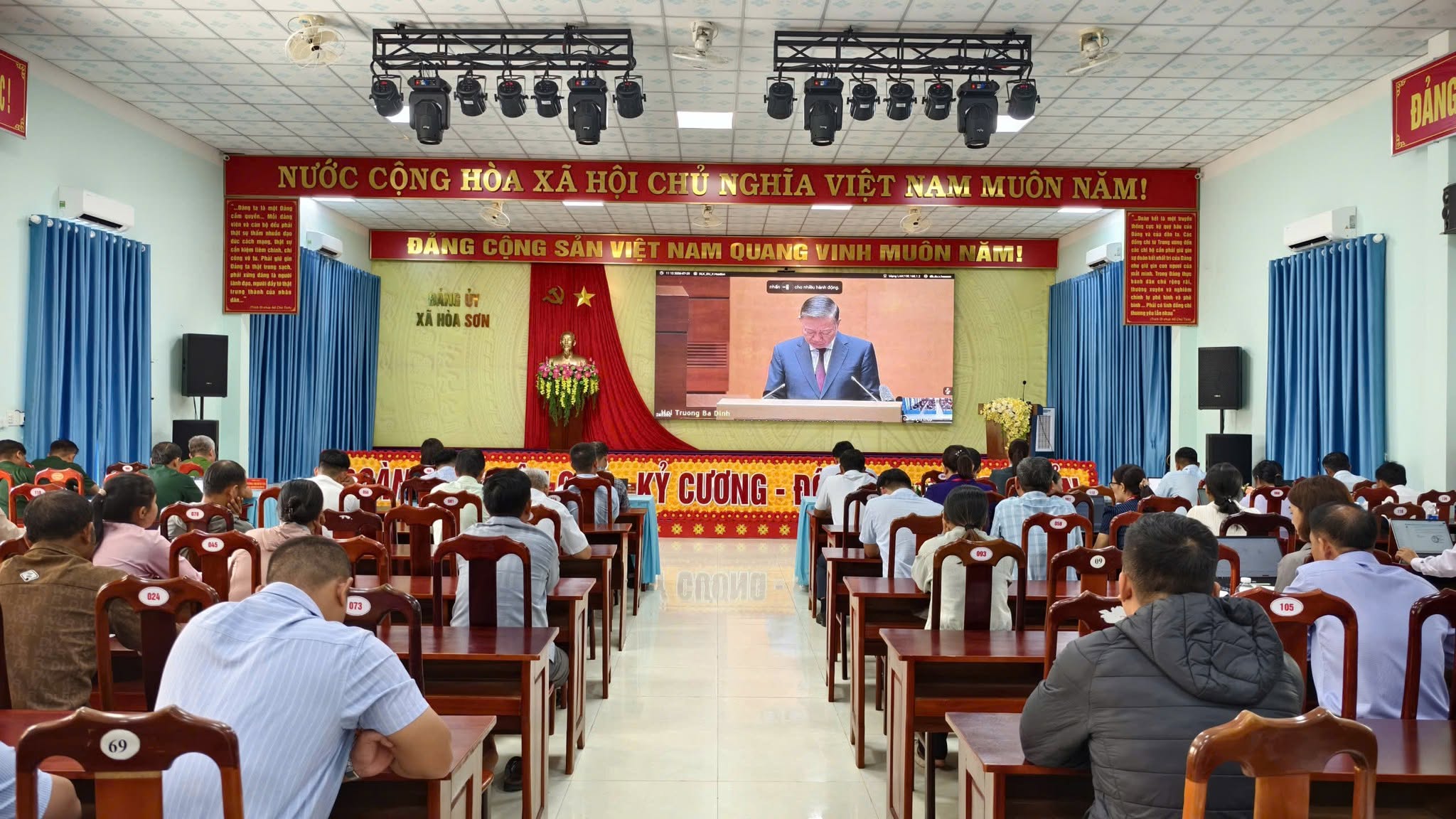 HỘI NGHỊ TOÀN QUỐC QUÁN TRIỆT, TRIỂN KHAI THỰC HIỆN NGHỊ QUYẾT HỘI NGHỊ TRUNG ƯƠNG 3